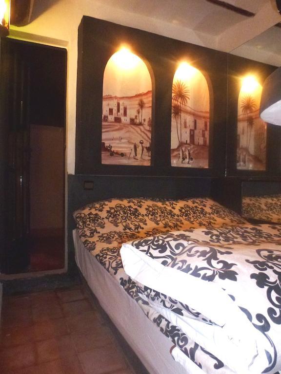 Ryad Laarouss Family Marrakesh Bagian luar foto