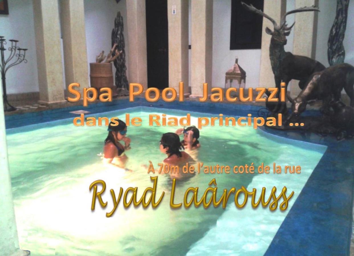 Ryad Laarouss Family Marrakesh Bagian luar foto